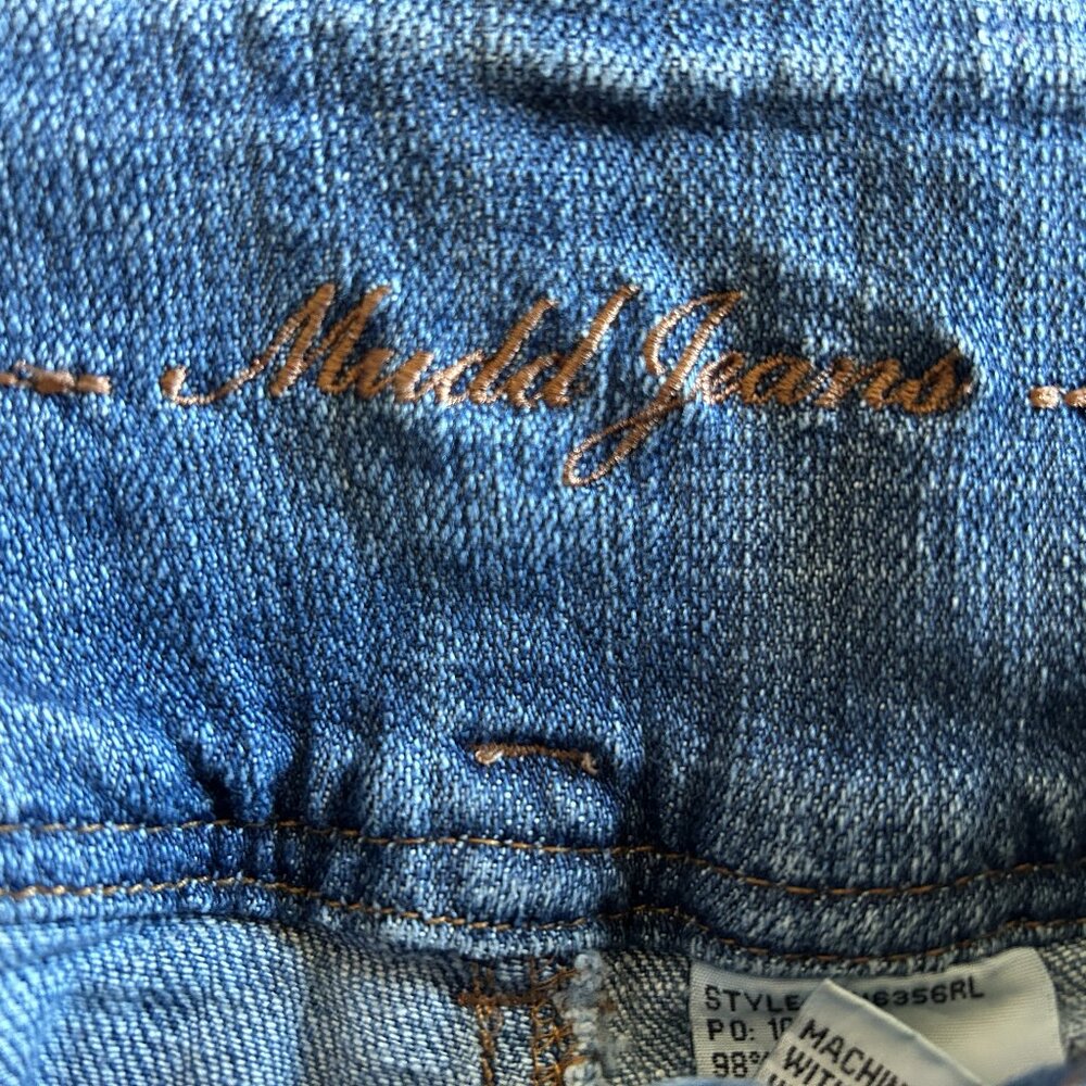 Ladies Mudd Jeans Shorts Size 11 98% Cotton 2% Spandex Spring Summer Travel - Picture 2 of 11